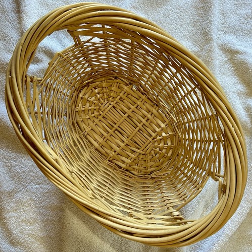X12 laundry storage rattan - 16"x12",